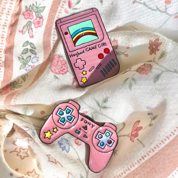 Nintendo Accessories - 💖 2-in-1 Enamel Pins for Gamers
